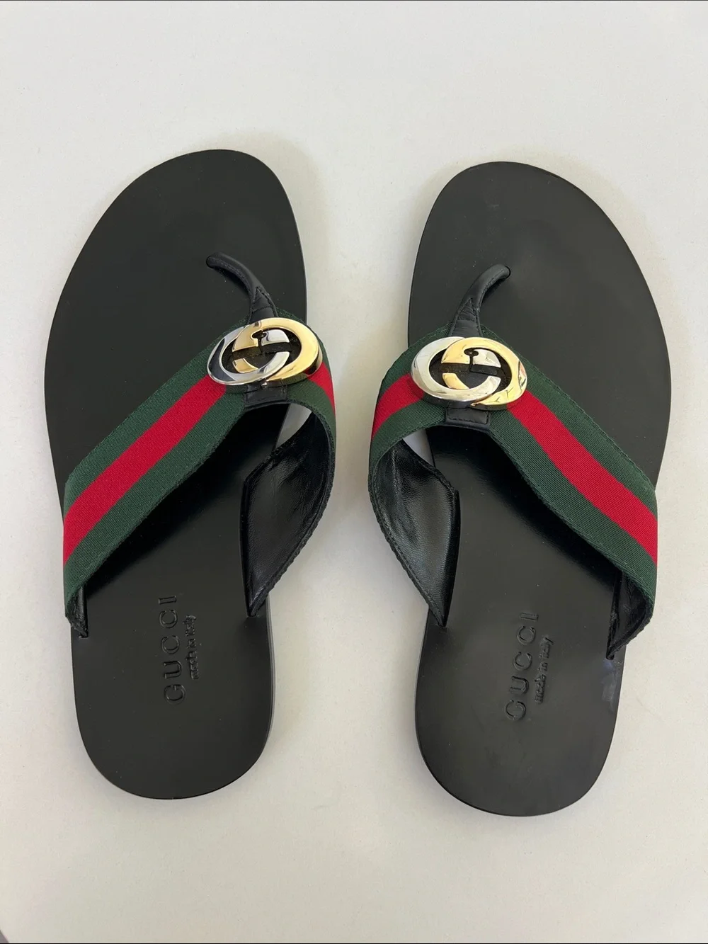 Gucci kika GG green and red stripe web black flat sandals flip flops size 6